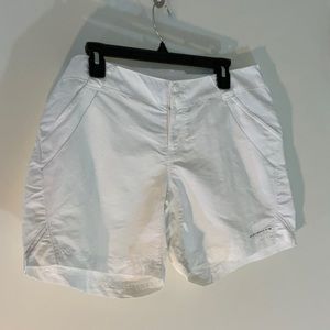 Columbia PFG Women’s Size Large Shorts, Great Condition!